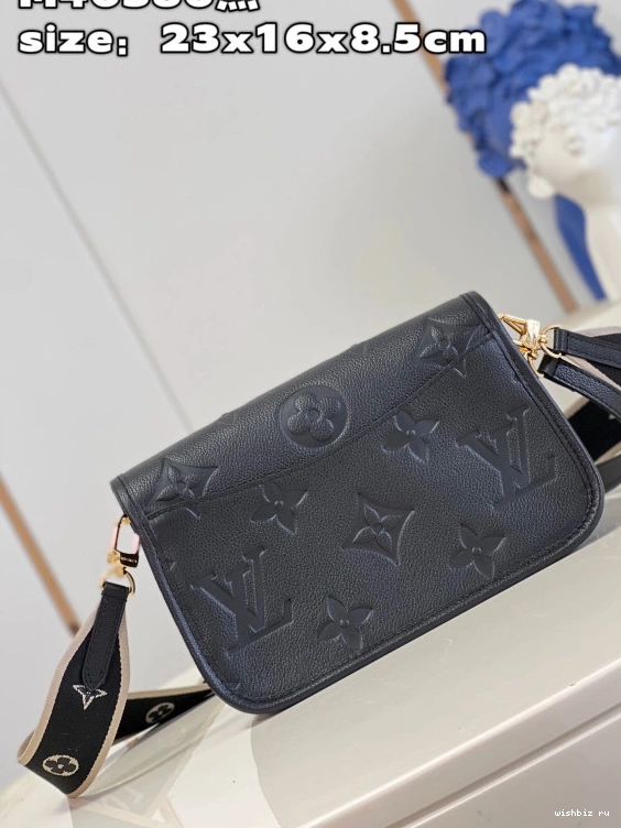 WIS VUITTON LOUIS Nano Diane 0804